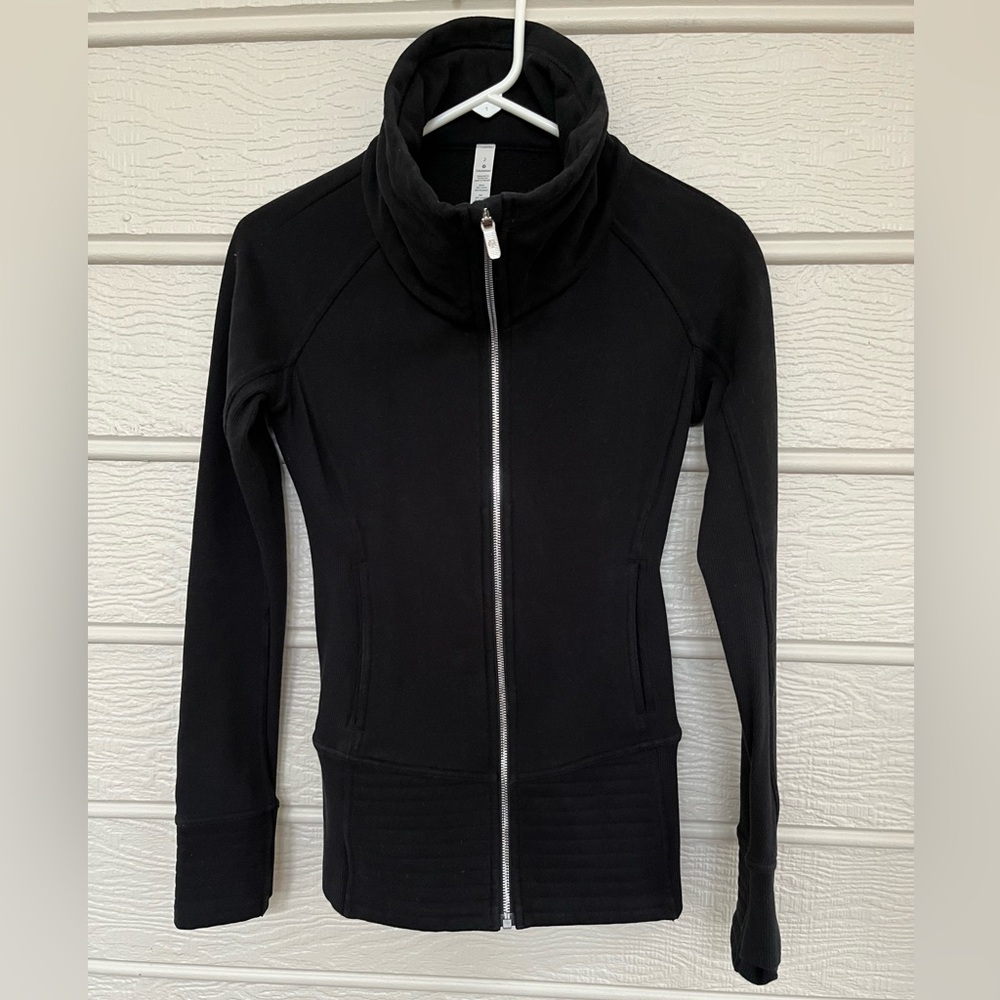Lululemon Black Radiant Jacket II - Size 2 - Funnel Neck Full Zip Hoodie